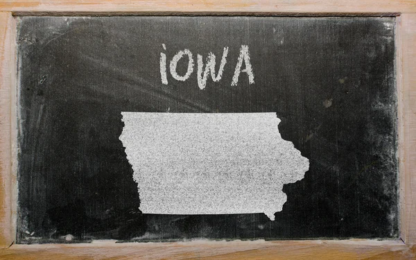 Iowa eyalet yazı tahtası üzerinde harita bize anahat — Stok fotoğraf