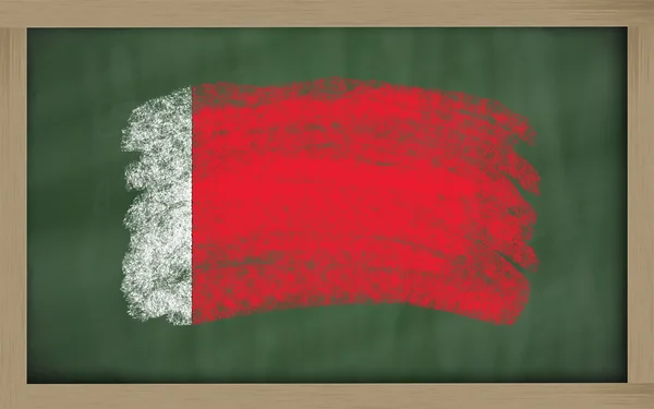 Государственный флаг Бахрейна на доске, раскрашенный мелом — стоковое фото