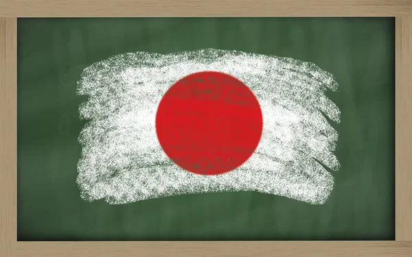 Nationalflagge Japans auf Tafel mit Kreide bemalt — Stockfoto