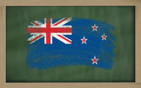 国家新西兰国旗的黑板上用粉笔绘 — 图库照片