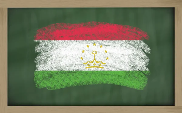 Tádzsikisztán zászlaja festett krétával táblára — Stock Fotó