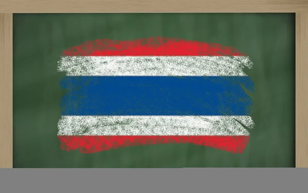 泰国的国旗，黑板上用粉笔绘 — 图库照片