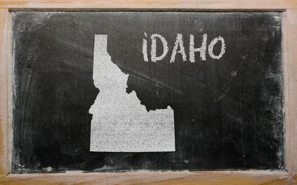 概述我们的地图在黑板上美国爱达荷州 — 图库照片