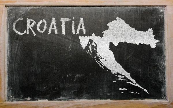 ब्लॅकबोर्डवर क्रोएशियाचा बाह्यरेखा नकाशा — स्टॉक फोटो, इमेज