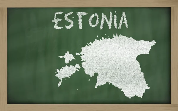Outline map of estonia on blackboard — Stock Photo, Image
