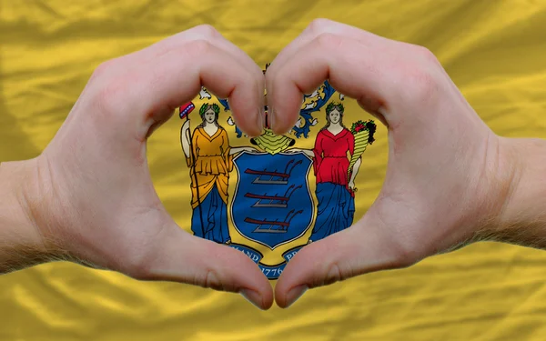 ニュージャージー州のアメリカの状態フラグを示した心と愛 ges — ストック写真