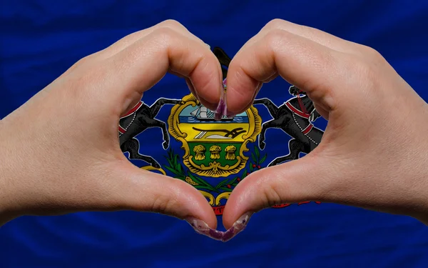 Sobre la bandera del estado americano de Pennsylvania mostró corazón y amor g —  Fotos de Stock