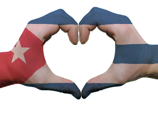 心和爱的手势在古巴国旗颜色的手上被隔绝 — 图库照片