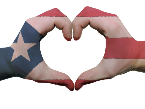 Cœur et geste d'amour en drapeau de Porto Rico couleurs par les mains isola — Photo