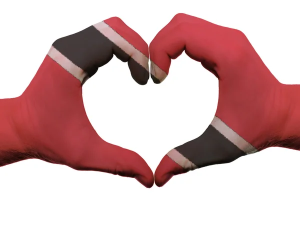 Καρδιά και την αγάπη της χειρονομίας στο Τρινιντάντ Τομπάγκο σημαία χρώματα από τα χέρια μου — Φωτογραφία Αρχείου