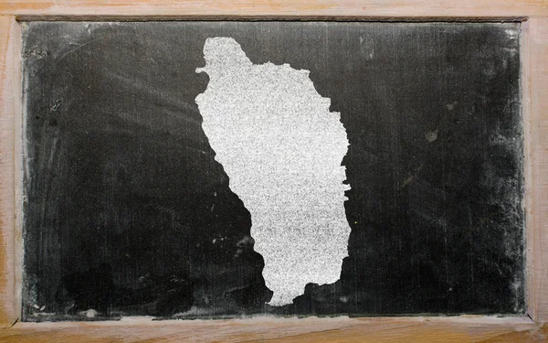 Konturkarta över dominica på blackboard — Stockfoto