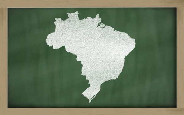 Mapa del contorno de brasil en pizarra — Foto de Stock