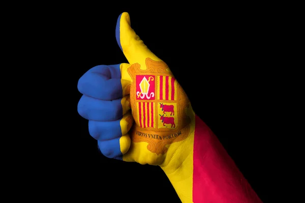 Andorra státní vlajka palec nahoru gesto pro dokonalost a dosa — Stock fotografie