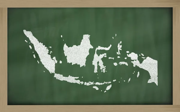 Overzicht-kaart van Indonesië op blackboard — Stockfoto