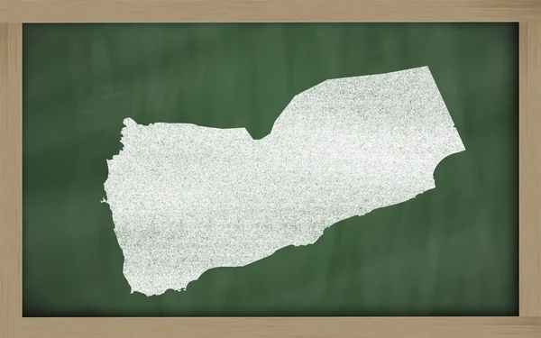 Outline map of yemen on blackboard — Stock Photo, Image