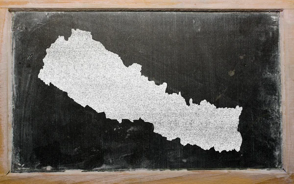 Mapa do contorno de nepal no quadro negro — Fotografia de Stock