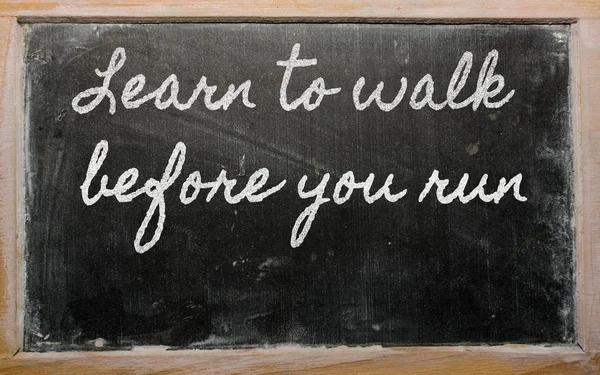 Expressão - Aprenda a andar antes de correr — Fotografia de Stock