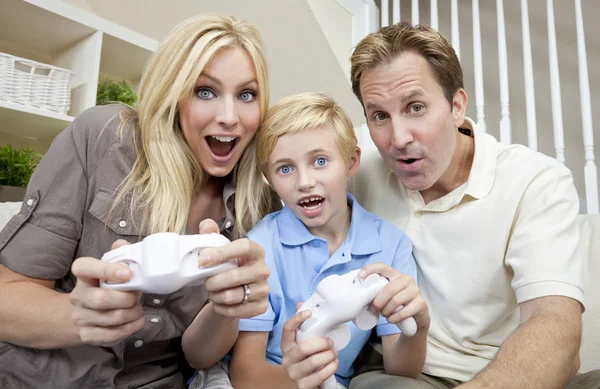 Family Having Fun Playing Video Console Game — Stock Photo, Image