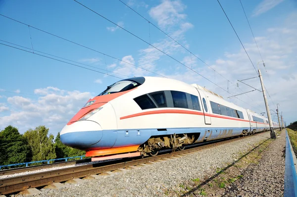 Vysokorychlostní vlak — Stock fotografie