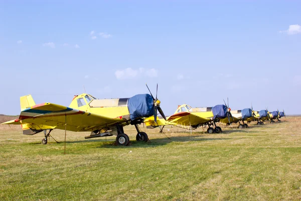 Escuadrón de aviones agrícolas — Foto de Stock