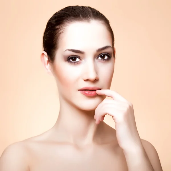 Beauty close-up portrait young woman face — Stock Photo, Image