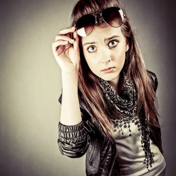 Portrait of surprised young teenager — Stock Photo, Image