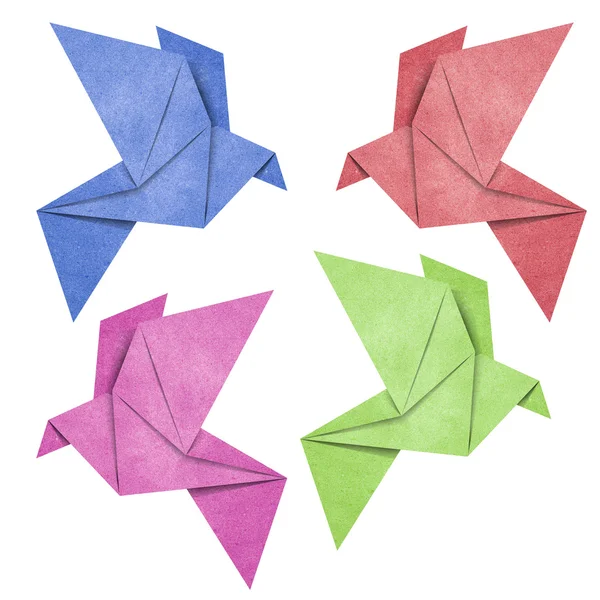 リサイクル紙から作られた折り紙鳥ペーパー クラフト — ストック写真
