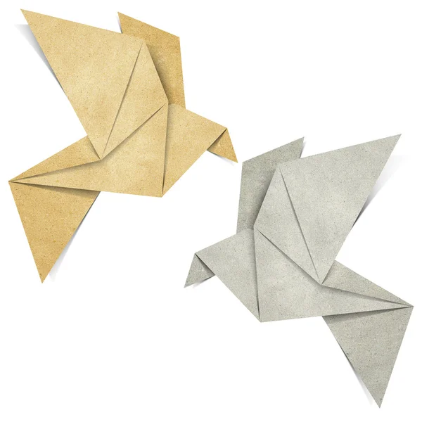 Geri dönüşüm kağıttan yapılmış origami kuş papercraft — Stok fotoğraf