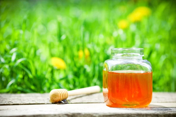 Honey jar — Stock Photo, Image