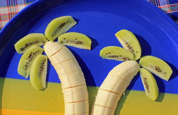 바나나와 키 위 — 스톡 사진