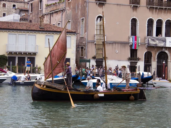 Venice, Olaszország - szeptember 2011 - történelmi regatta Velence 4 — Stock Fotó
