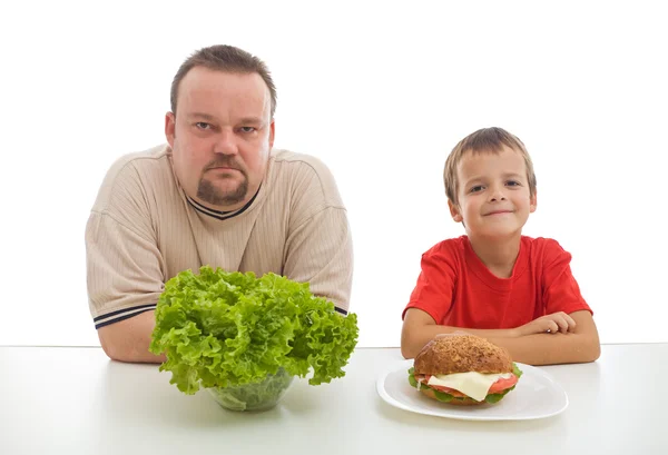 Healthy diet - teaching by example might be hard — Stock Photo, Image
