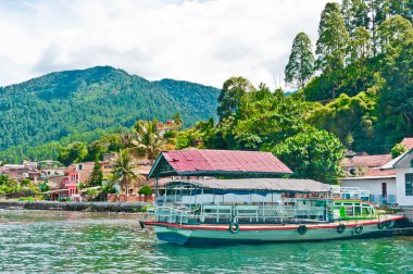 Lake toba parapat alan