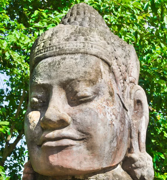 Kamenná tvář v angkor oblasti — Stock fotografie