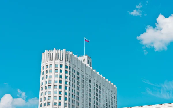 Russisches Regierungsgebäude in Moskau — Stockfoto