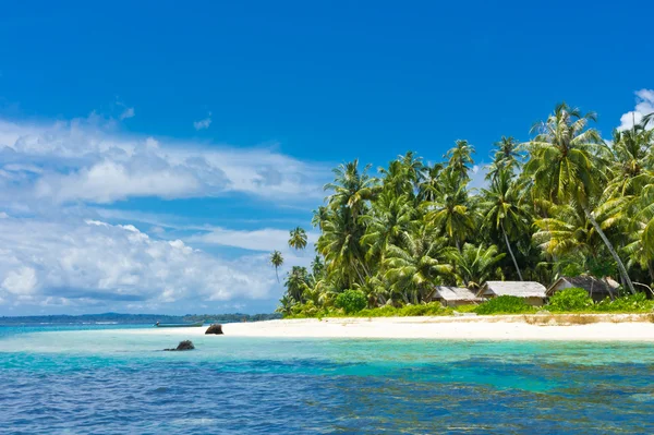 Tropisch eiland landschap — Stockfoto
