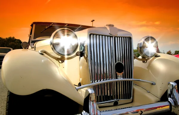 Shinny coche clásico — Foto de Stock