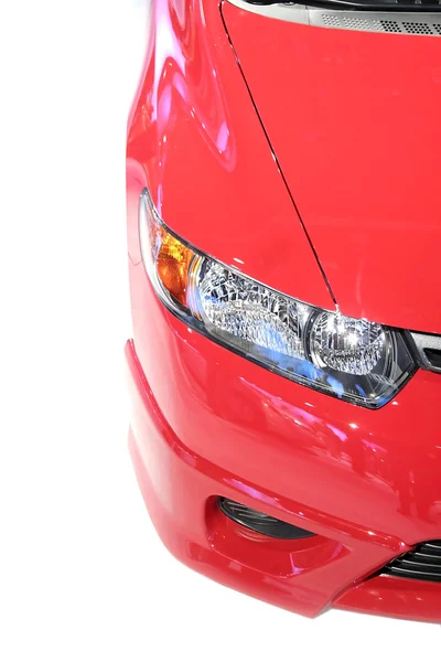 Scheinwerfer eines roten Autos — Stockfoto