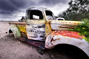 Old rustic truck clipart