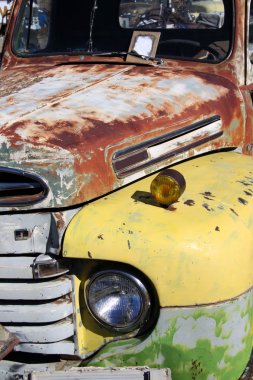 Old rustic car clipart