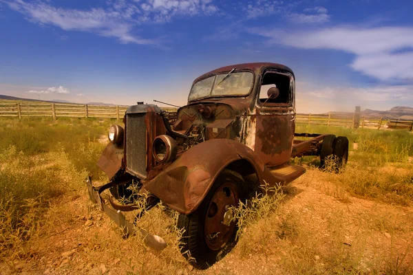 Rustic car — Stock Photo, Image