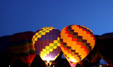 Hot air balloon glow clipart