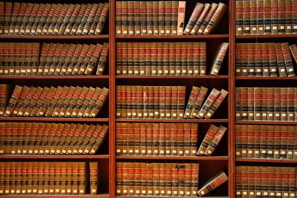 Biblioteca de livros de Direito — Fotografia de Stock