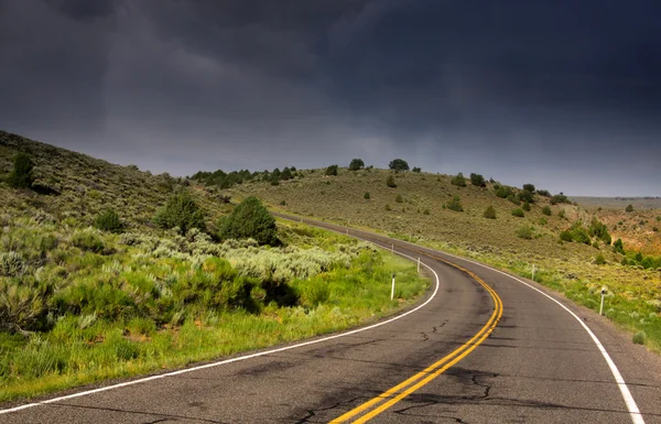 Scenic mountain drive — Stock Photo, Image