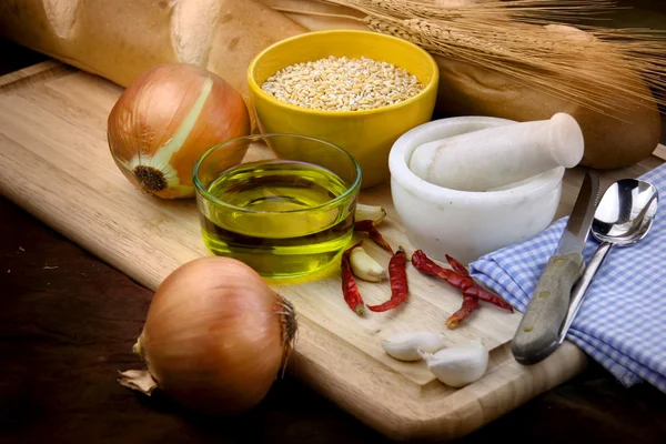 Bread preparation ingrediants — Stock Photo, Image