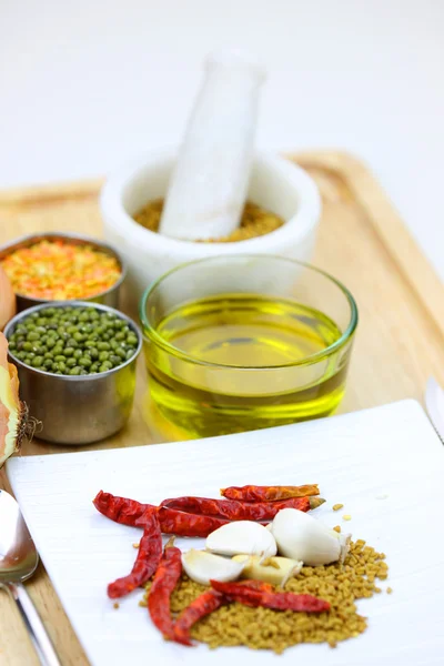 Ingredientes para a preparação de alimentos — Fotografia de Stock