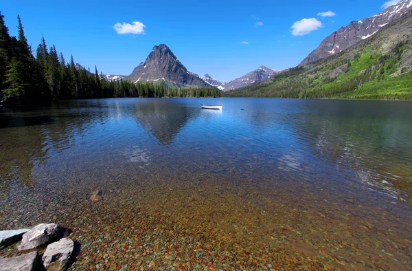 Two medicine lake — Stock Photo, Image