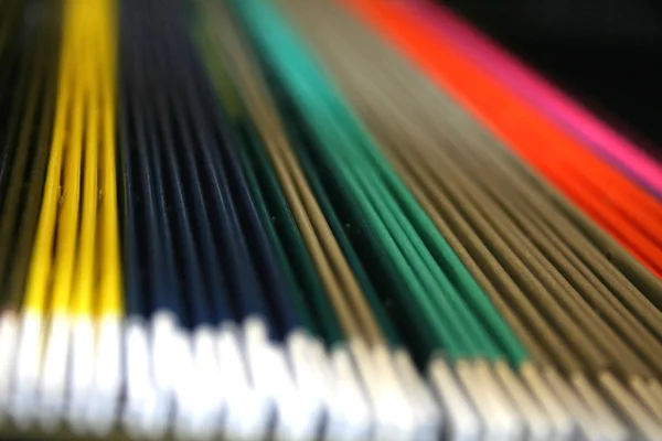 Arquivos coloridos no armário — Fotografia de Stock