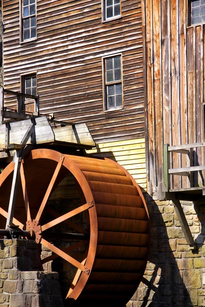 Roue Glade Creek Grist Mill — Photo