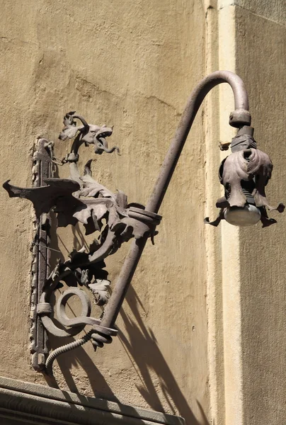Średniowieczne lampy uliczne — Zdjęcie stockowe